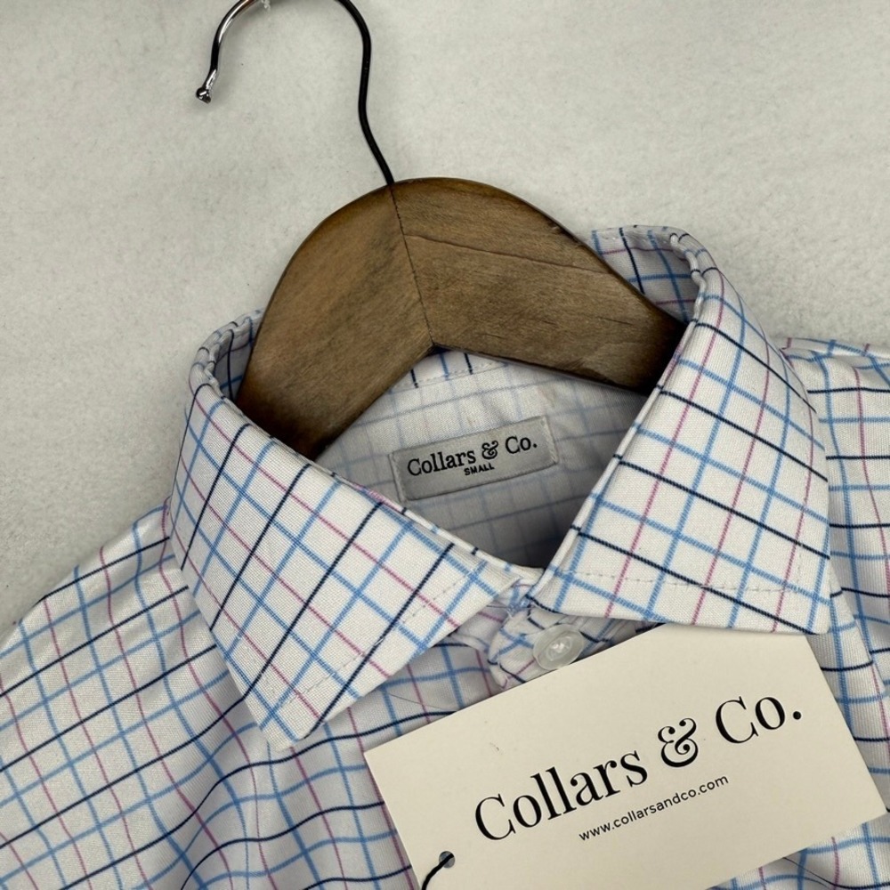Collars and Co Dress Shirt Mens Small White Blue Check Performance Stretch NEW